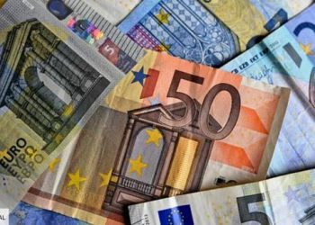 Argent liquide : quelle est la somme maximale que l’on peut garder chez soi ?