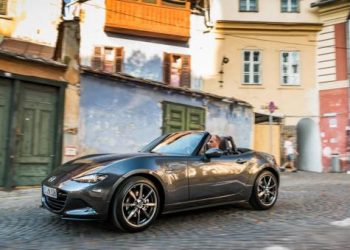 Puis-je interdire à mon voisin de se garer devant chez moi ?