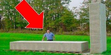 VIDÉO INCROYABLE ! Un homme soulève un bloc de 20 tonnes à la main ?