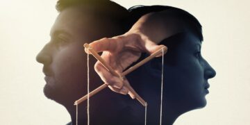 Pourquoi les gens intelligents se laissent-ils berner par les plus gros mensonges ?