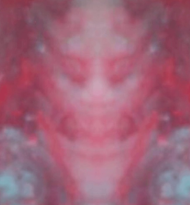 Cet homme a inventé un étrange appareil capable de voir des êtres multidimensionnels