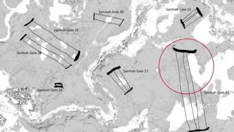 Carte des « portes » de Samhah, structures rectangulaires découvertes grâce à Google Earth.