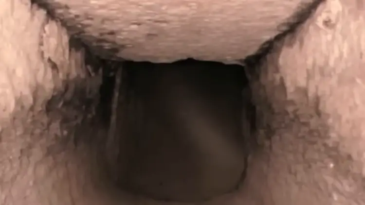 Visualisation du'Grand Vide' détecté par tomographie muonique en 2017, révélant une immense cavité inconnue à l'intérieur de la Grande Pyramide.