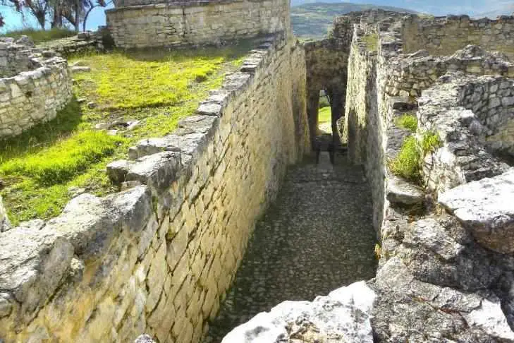 Derriere entree aux ruines de kuelap